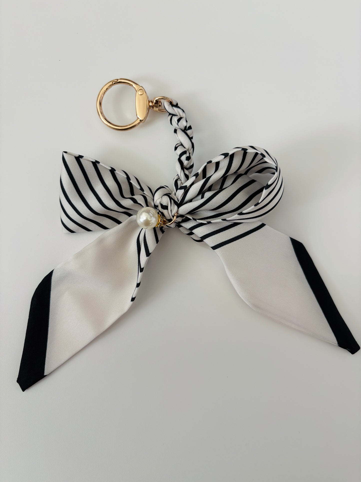 Pretty Tied Up Accessories