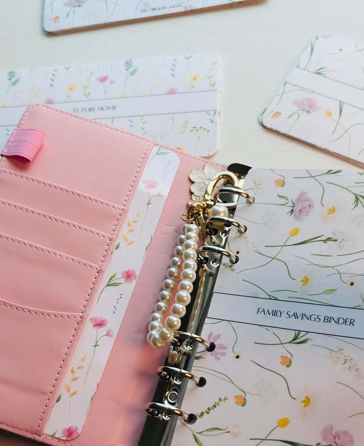 Ari- A6 Binder