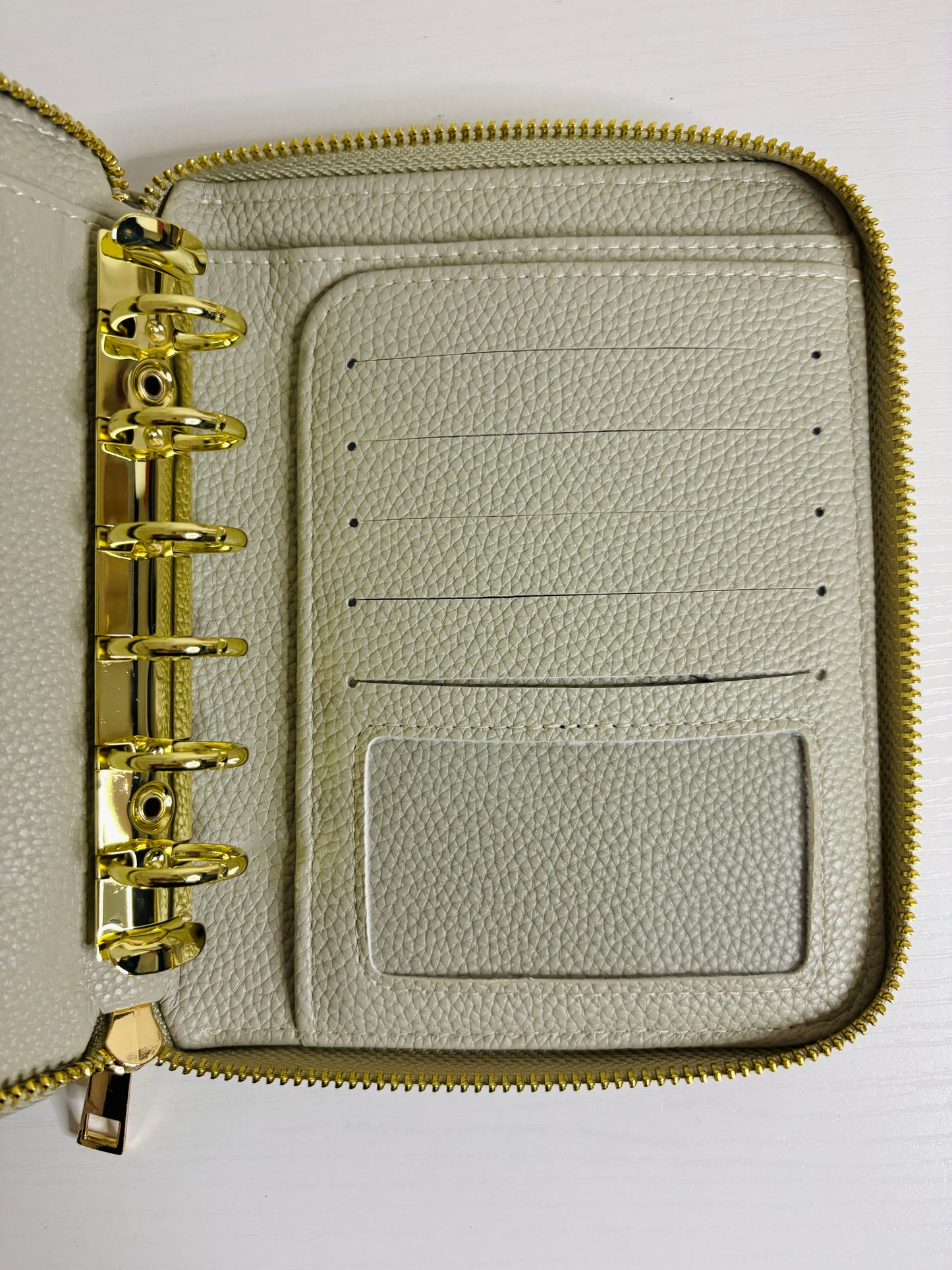 Ariel - A7 wallet
